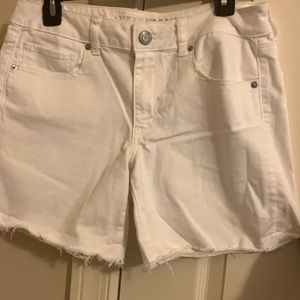 white jean shorts